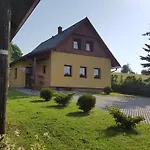 Pensiony A V Kempu Indiana *
