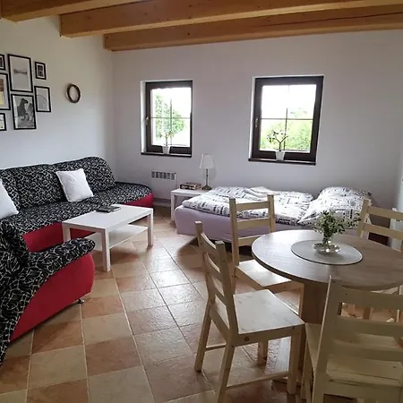 Pensiony A V Kempu Indiana بيت ضيافة *