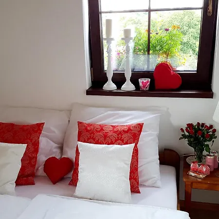 Guest house Pensiony A V Kempu Indiana