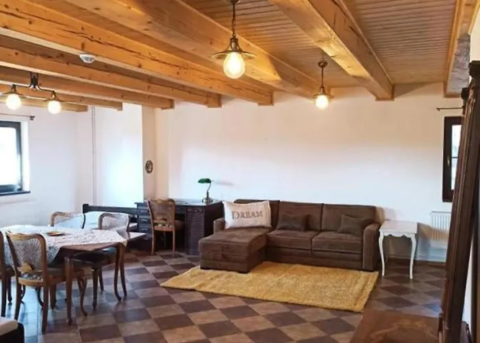 Pensiony A V Kempu Indiana Πανσιόν